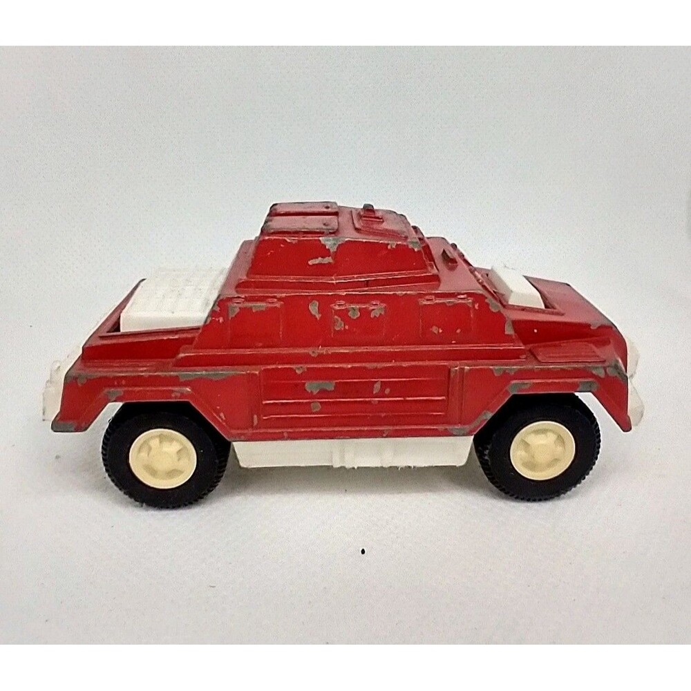 Vintage TootsieToy Tootsie 1970’s Red Armored Car 4'' diecast Plastic
